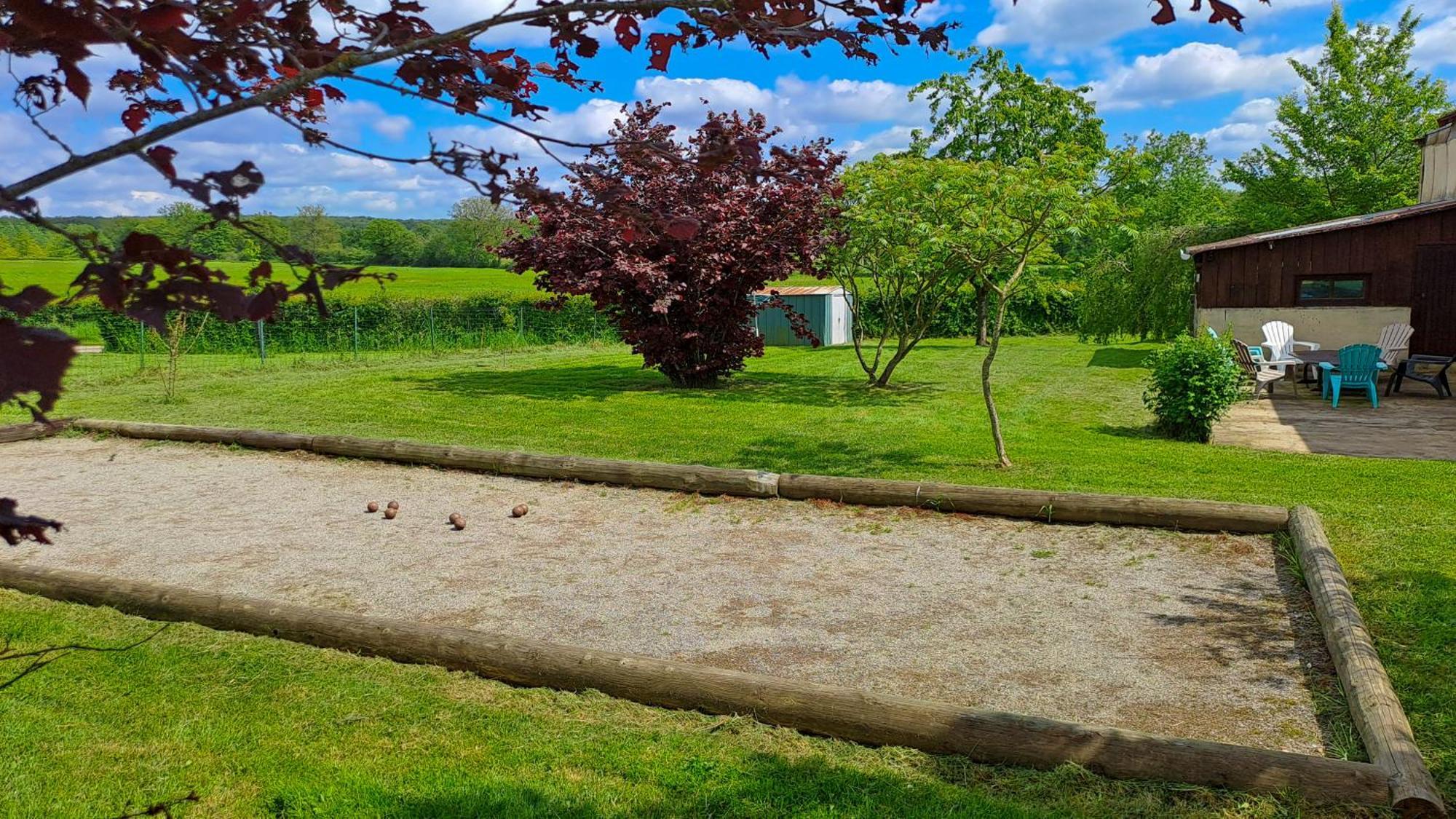 Gite De La Tuilerie Des Garandons Saint-Menoux Esterno foto