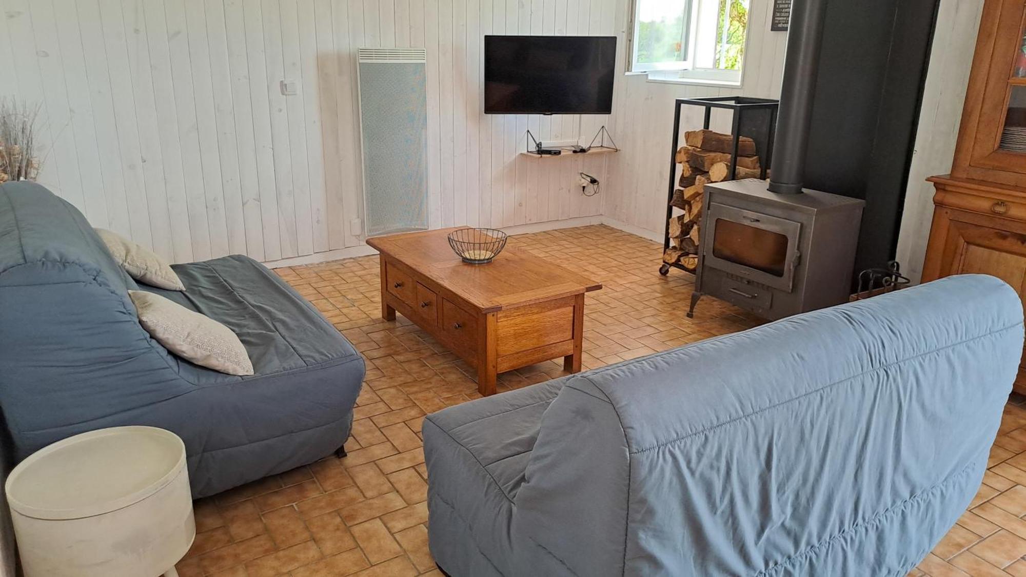 Gite De La Tuilerie Des Garandons Saint-Menoux Esterno foto